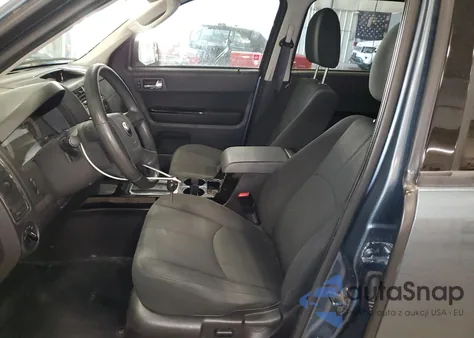 2010 Mazda Tribute I z USA, uszkodzony, nr VIN 4F2CY0C76AKM06448